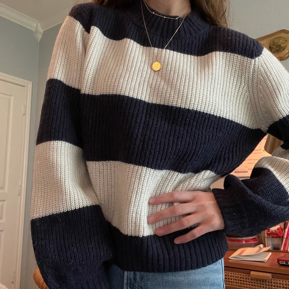 Trovata birds of paradis / Striped sweater